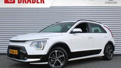 Wit Gebruikt 2022 Kia Niro SUV | € 27.845 (Eerlijke prijs)