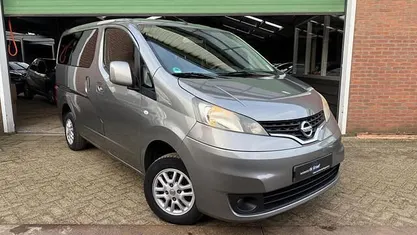 Grijs Gebruikt 2012 Nissan Evalia Acenta MPV | € 9.950 (Goede deal)