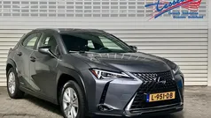 Grijs Gebruikt 2020 Lexus UX 250h SUV | € 27.900 (Eerlijke prijs)