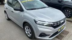 Gebruikt 2024 Dacia Sandero Essentiel Hatchback | € 12.900 (Super prijs)