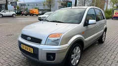 Grijs Gebruikt 2007 Ford Fusion Futura MPV | € 2.450 (Eerlijke prijs)