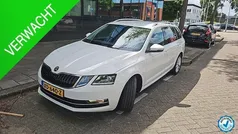 Wit Gebruikt 2019 Skoda Octavia Business Line Stationwagen | € 13.495 (Super prijs)