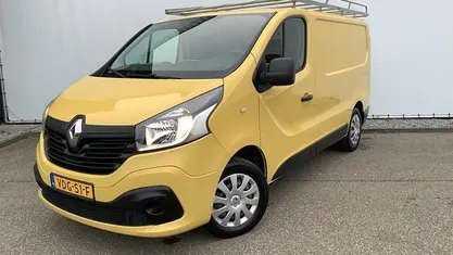Geel Occasion 2019 Renault Trafic Komfort MPV | € 11.950 (Goede deal)