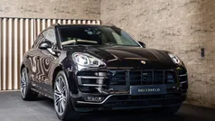 Zwart, metallic lak Gebruikt 2014 Porsche Macan Turbo SUV | € 39.950 (Goede deal)