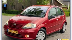Rood Gebruikt 2003 Citroën C3 Exclusive Hatchback | € 1.250 (Eerlijke prijs)