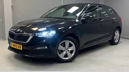 Zwart Occasion 2023 Skoda Scala Business Line Hatchback | € 19.945 (Eerlijke prijs)