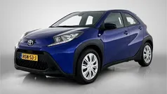 Blauw, metallic lak Gebruikt 2024 Toyota Aygo Limited Hatchback | € 20.950 (Eerlijke prijs)