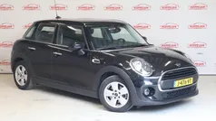 Zwart Gebruikt 2020 Mini Cooper Business Hatchback | € 16.950 (Eerlijke prijs)
