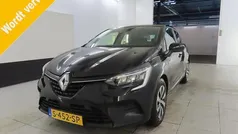 Gebruikt 2023 Renault Clio V Equilibre Hatchback | € 16.495 (Eerlijke prijs)