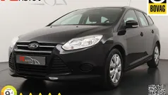 Zwart Gebruikt 2012 Ford Focus Trend Stationwagen | € 5.445 (Eerlijke prijs)