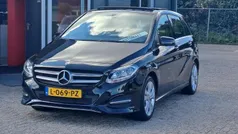 Zwart Gebruikt 2018 Mercedes B180 Business MPV | € 18.950 (Eerlijke prijs)