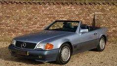 Blauw Gebruikt 1991 Mercedes SL300 Cabriolet | € 31.500
