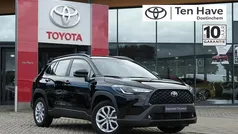 Zwart Gebruikt 2024 Toyota Corolla Hybrid Active MPV | € 34.400 (Eerlijke prijs)