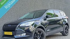 Zwart Gebruikt 2015 Ford Kuga Titanium SUV | € 13.995 (Eerlijke prijs)