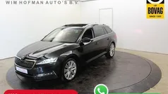 Zwart Gebruikt 2022 Skoda Superb Business Line Stationwagen | € 29.440 (Eerlijke prijs)