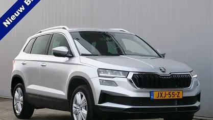 Occasion Skoda Karoq Selection 150 PK (110 kW) 2025 Grijs (metallic) SUV