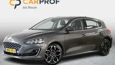 Grijs Gebruikt 2020 Ford Focus Vignale Hatchback | € 20.945 (Eerlijke prijs)