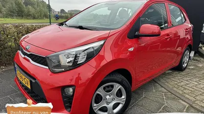 Rood Gebruikt 2019 Kia Picanto Hatchback | € 10.800 (Eerlijke prijs)