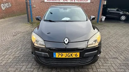 Occasion 2009 Renault Mégane III Dynamique Hatchback | € 1.350 (Goede deal)