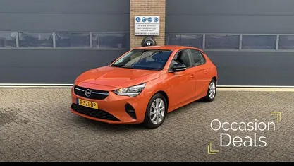 Oranje Gebruikt 2022 Opel Corsa Edition Hatchback | € 13.345 (Eerlijke prijs)