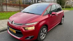 Rood, metallic lak Gebruikt 2015 Citroën C4 Picasso Business Class MPV | € 7.499 (Eerlijke prijs)