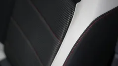 Zwart Gebruikt 2019 VW T-Roc Pro SUV | € 20.900 (Eerlijke prijs)