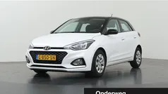 Wit Gebruikt 2019 Hyundai i20 Comfort Hatchback | € 13.330 (Eerlijke prijs)