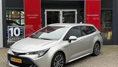 Grijs Gebruikt 2019 Toyota Corolla Edition Stationwagen | € 20.400 (Eerlijke prijs)