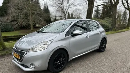 Occasion Peugeot 208 82 PK (60 kW) 2014 Hatchback