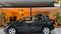 Zwart Gebruikt 2019 Nissan Qashqai Acenta SUV | € 17.985 (Eerlijke prijs)