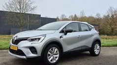 Gebruikt 2023 Renault Captur Evolution SUV | € 20.950 (Eerlijke prijs)