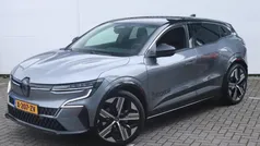 Gebruikt 2024 Renault Mégane Iconic Hatchback | € 34.695 (Eerlijke prijs)