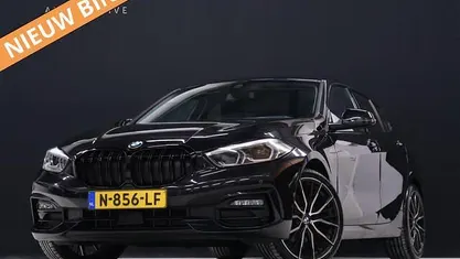 Gebruikt 2021 BMW 118 Sport Line Hatchback | € 18.400 (Goede deal)