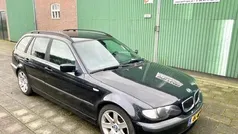 Zwart Gebruikt 2004 BMW 320 Executive Sedan | € 2.750 (Goede deal)