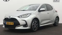 Zilver Gebruikt 2021 Toyota Yaris Hybrid Limited Hatchback | € 21.845 (Eerlijke prijs)