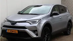 Gebruikt 2018 Toyota RAV4 SUV | € 26.750 (Eerlijke prijs)