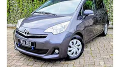 Gebruikt 2012 Toyota Verso-S MPV | € 9.999 (Goede deal)