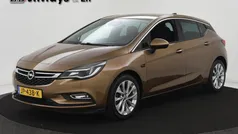 Bruin Gebruikt 2016 Opel Astra Innovation Hatchback | € 10.945 (Eerlijke prijs)