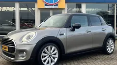 Gebruikt 2018 Mini Cooper Business Hatchback | € 10.900 (Super prijs)