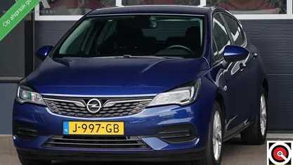 Blauw Gebruikt 2020 Opel Astra Edition Hatchback | € 12.950 (Eerlijke prijs)