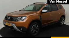Oranje Gebruikt 2020 Dacia Duster Prestige SUV | € 16.635 (Eerlijke prijs)