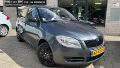 Grijs Gebruikt 2009 Skoda Fabia Drive Hatchback | € 4.500 (Eerlijke prijs)