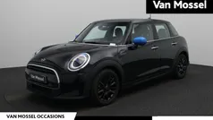 Zwart Gebruikt 2022 Mini Cooper Hatchback | € 20.900 (Goede deal)