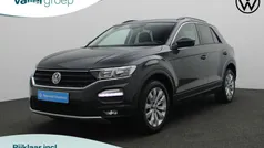 Grijs Gebruikt 2019 VW T-Roc Style SUV | € 21.950 (Eerlijke prijs)