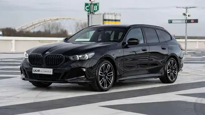 Occasion BMW 520 Comfort Edition 208 PK (152 kW) 2025 Stationwagen