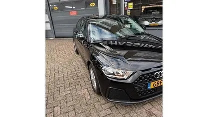 Occasion 2019 Audi A1 Sportback Edition .1 Hatchback | € 17.950 (Super prijs)