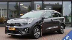 Grijs Gebruikt 2021 Kia Niro SUV | € 26.450 (Eerlijke prijs)