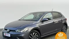 Grijs Gebruikt 2023 VW Polo Active Hatchback | € 18.400 (Eerlijke prijs)