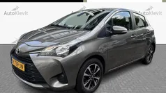 Grijs Gebruikt 2020 Toyota Yaris Active Hatchback | € 15.950 (Eerlijke prijs)