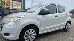 Wit (metallic) Gebruikt 2011 Suzuki Alto Comfort+ Hatchback | € 1.999 (Goede deal)